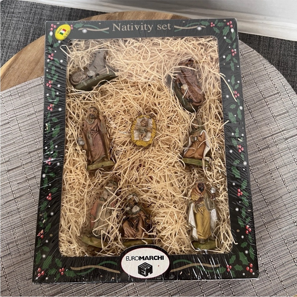 Euromarchi Handcrafted Polyresin Nativity Set Italy Set Of 8